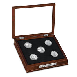 The American Dream US Silver Dollar Collection 6660 0032 f display