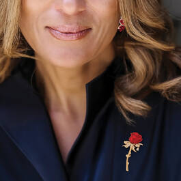 Endless Love Rose Pin with Free Matching Earrings 12343 0019 m model