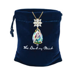 The Radiant Bloom Crystal Diamond Pendant 12597 0012 g giftpouch