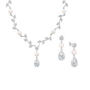 Vines of Love Pendant Earring Set 11393 0010 a main