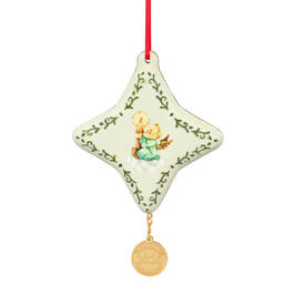 Hummel Annual Ornament 0493 0236 a main