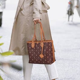 The Jose Hess Reversible Tote with FREE Wristlet 12399 0012 m model