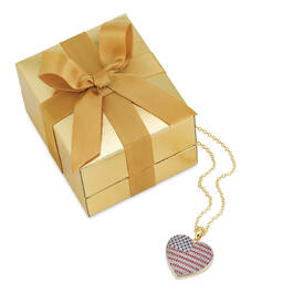 The Heart of America 250th Anniversary Limited Edition Pendant 12600 0017 h closedbox