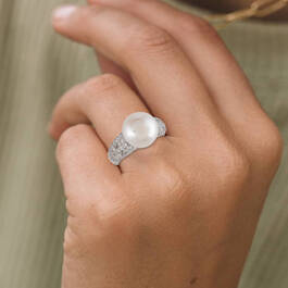DIGITAL 1ST CONTEMPORARY PEARL RING 11730 0053 m model