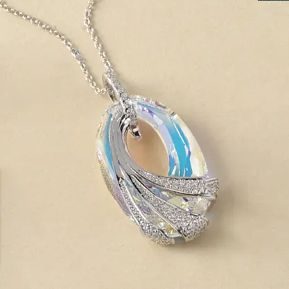 womens pendants